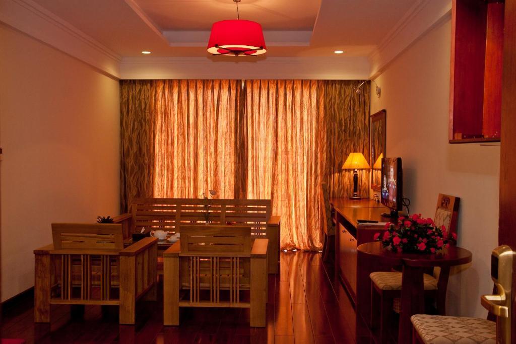 Dlgl - Dung Quat Hotel Quang Ngai Room photo